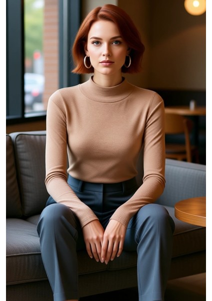 Kadın Beyaz Fitted Vücuda Oturan Dik Yaka Uzun Kol Esnek Örme Bluz Günlük Kullanım Için Idealdir fiyatları