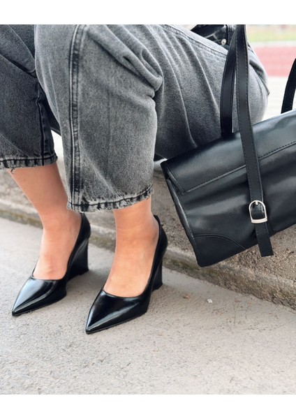 Mariel Dolgu Topuklu Stiletto Siyah Mat Deri fiyatları