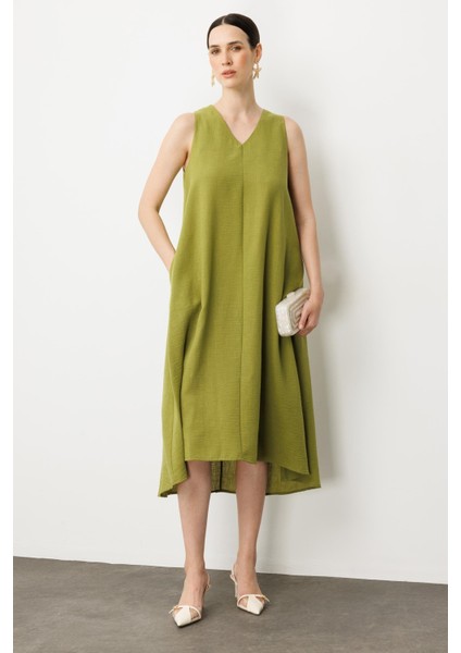 Kolsuz V Yaka Rahat Kesim Elbise-Yeşil
