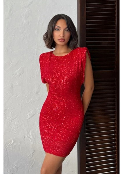 Sırt Dekolteli Pul Işlemeli Kırmızı Mini Elbise
