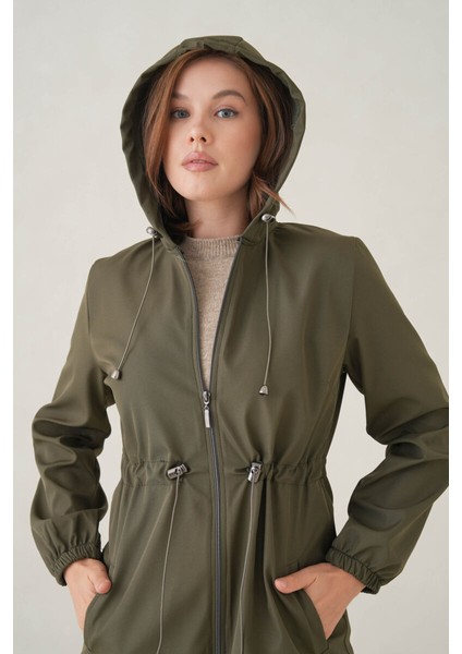 Su Geçirmez Kapüşonlu Fermuarlı Sık Dokuma Kadın Trençkot modelleri