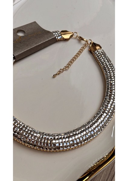 Göz Kamaştıran Gümüş Kristal Taşlı Tasma Kolye (Choker) - Ayarlanabilir modelleri