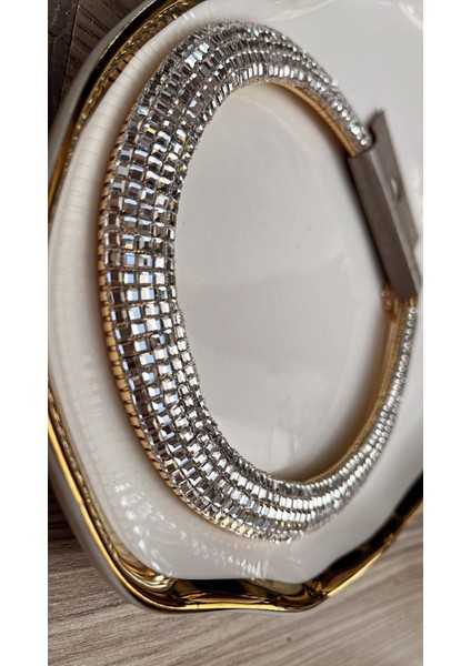 Göz Kamaştıran Gümüş Kristal Taşlı Tasma Kolye (Choker) - Ayarlanabilir indirimleri