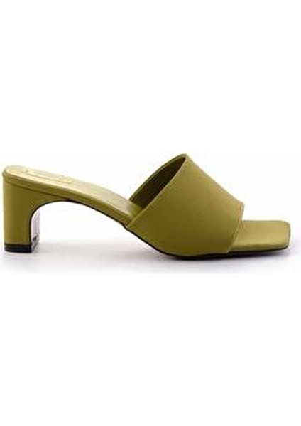 Yeşil Kumaş Kadın Terlik Orta Boy Kitten Topuk Hafif ve Nefes Alabilir Tasarım fırsatları