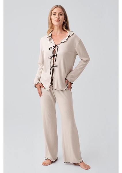 Uzun Kollu Kurdele Bağlamalı Fiyonklu Viskoz Pijama Takım 18211