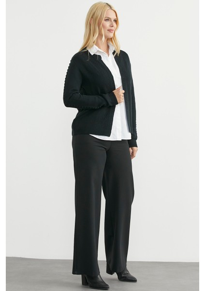 Yuvarlak Yaka Motifli Triko Hırka - Siyah indirimleri