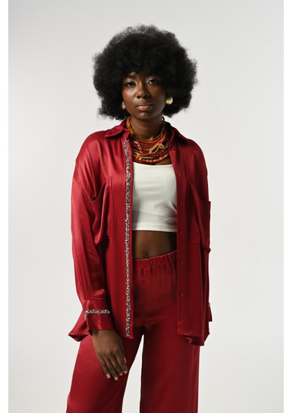 Kadın Önü ve Kolları Taş-Pul Işlemeli Düz Renk Gömlek modelleri