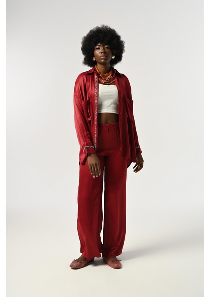 Kadın Önü ve Kolları Taş-Pul Işlemeli Düz Renk Gömlek fırsatları