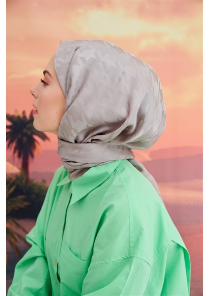 Kazayağı Italyan Jakar Ipekli Şal Füme