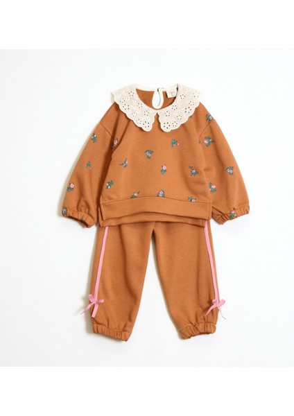 Kız Çocuk Yakalı Çiçek Desenli Takım