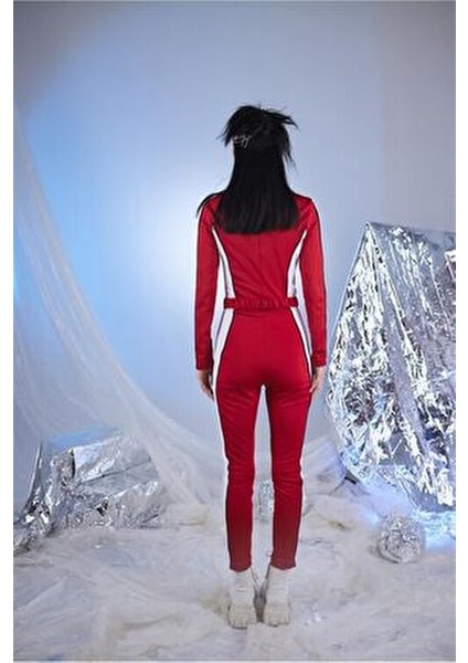 Kemer Detaylı Şardonlu Logolu Özel Kar Snowy Tulum Kırmızı