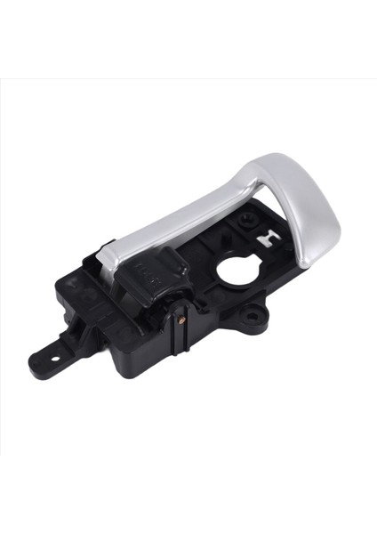 Sol Sürücü Tarafı Iç Kapı Kolu 82610-2B010 (Yurt Dışından)