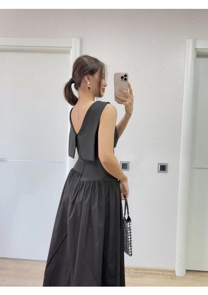 Krep Arkası Kanat Arka Ön Pens Detaylı Uzun Kadın Elbise - Siyah fırsatları