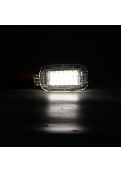Mercedes-Benz W204 Için Araç Arka Bagaj LED Lambası Kapı Işığı (Yurt Dışından) modelleri