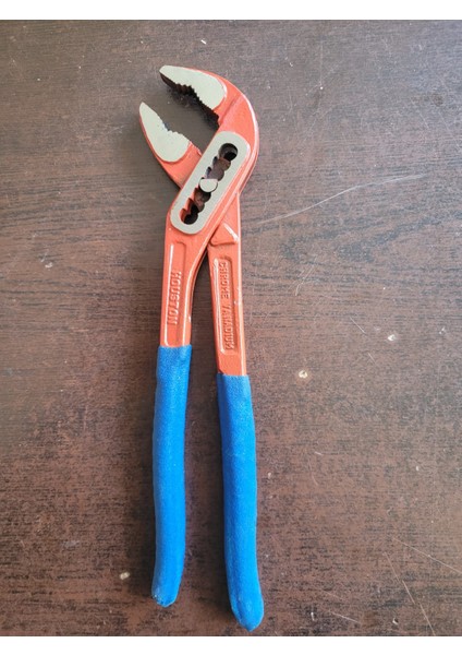 Profesyonellerin Tercihi: Ford Pense