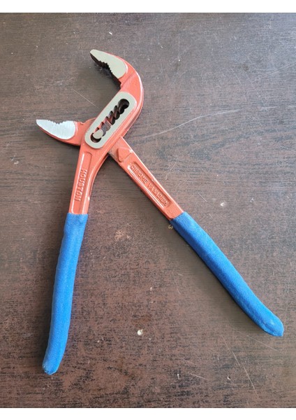 Profesyonellerin Tercihi: Ford Pense fiyatları