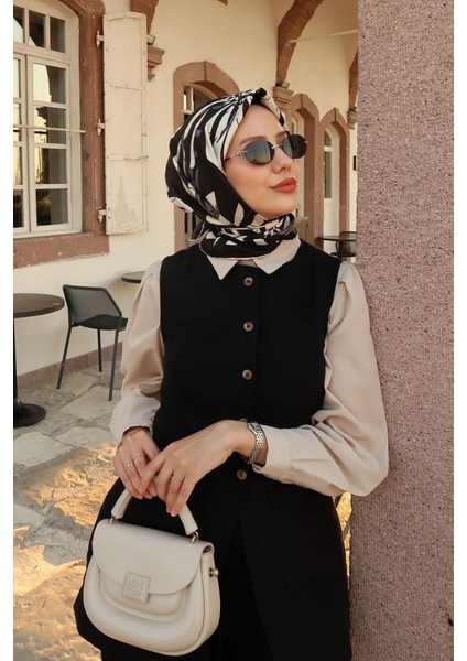 Beyaz İnci Askılı Omuz Çantası