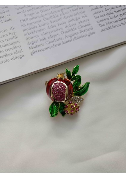 Bereket Simgesi Zirkon Taşlı Nar Broş Kadın Yaka Iğnesi fiyatları