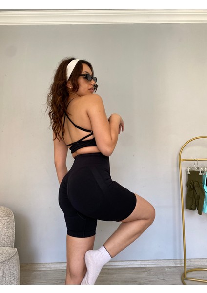 Kalçası Büzgülü Ekstra Push Up Seamless Spor Fitnes Yogo Şort