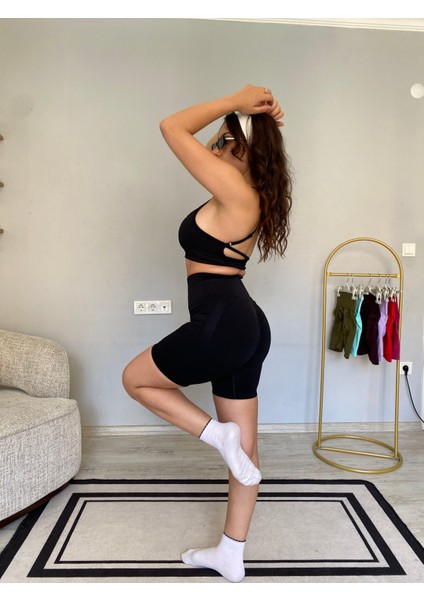 Kalçası Büzgülü Ekstra Push Up Seamless Spor Fitnes Yogo Şort fırsatları