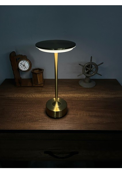 Toronto Şarjlı Masa Lambası
