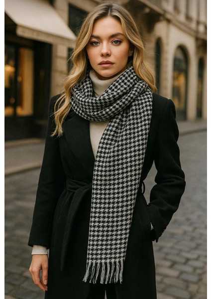 Kadın Kazayağı Desenli Atkı