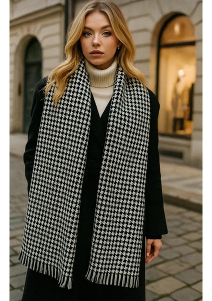 Kadın Kazayağı Desenli Atkı fiyatları