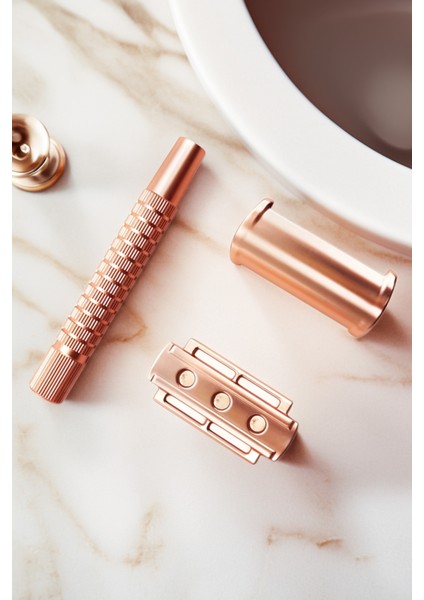 S18 Manuel Tıraş Makinesi + F2 Fırça + Kase + 5 Adet Platinum Yaprak Jilet modelleri