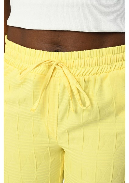 Kadın Rahat Kalıp Beli Lastikli Desenli Pantolon fiyatları