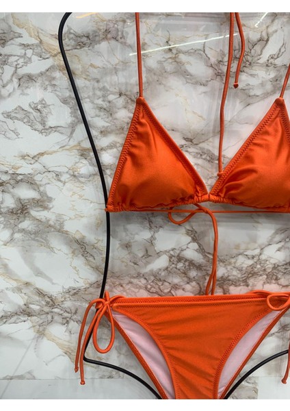 Kadın Likralı Yandan Boyundan Bağlamalı Şık Ipli Üçgen Bikini Takım
