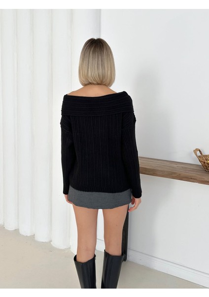 Kadın Ekru Omuz Detaylı Yumoş Triko Kazak Madonna Yaka Boombester modelleri