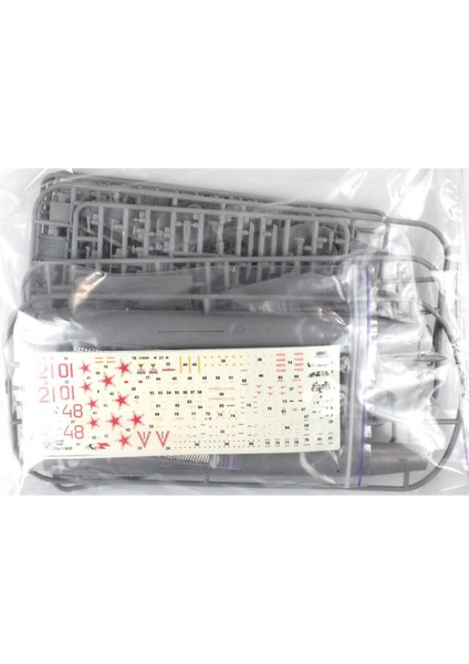 MSVIT72048 1/72 Ölçek, SUKHOI SU-17 M3R Keşik Bombardıman Savaş Uçağı, Plastik Model kiti