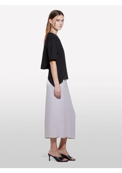 %100 Pamuk Arkası Bağcıklı Bisiklet Yaka Regular Fit T-Shirt Kadın Siyah T-Shirt - 325P3F1QL107K modelleri