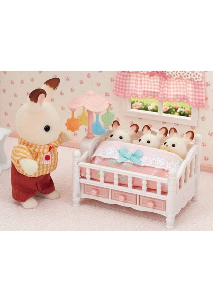 Bfs Sylvanian Families Dönenceli Beşik 5534 indirimleri