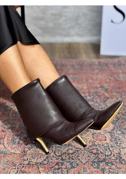 Aveny Ince Topuk Sivri Burun Katlama Detaylı Acı Kahve Kadın Bot modelleri