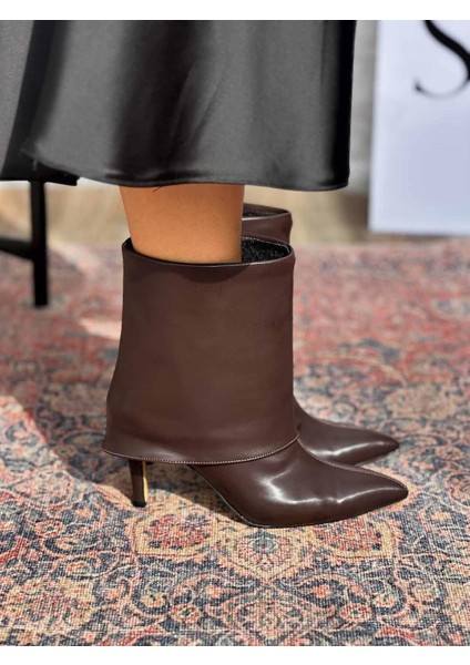 Aveny Ince Topuk Sivri Burun Katlama Detaylı Acı Kahve Kadın Bot