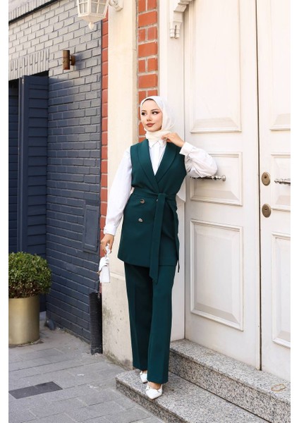 Gold Düğme Kuşaklı Yelek Takım