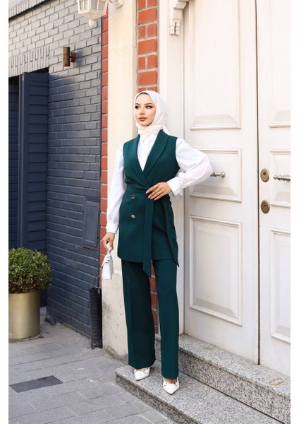 Gold Düğme Kuşaklı Yelek Takım