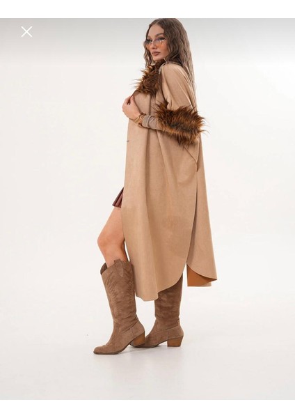 Yaka ve Kol Detaylı 38 - 50 Beden Aralığı Giyilebilen Panço modelleri