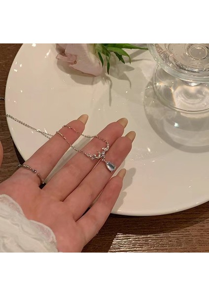 Yeni Kolye Kadın Niş Aksesuarları Baharatlı Kız Tatlı Serin Zinciri Kazak Kazak Zinciri Yüz Üst Düzey Süslemeler Duygusu ile (Yurt Dışından)