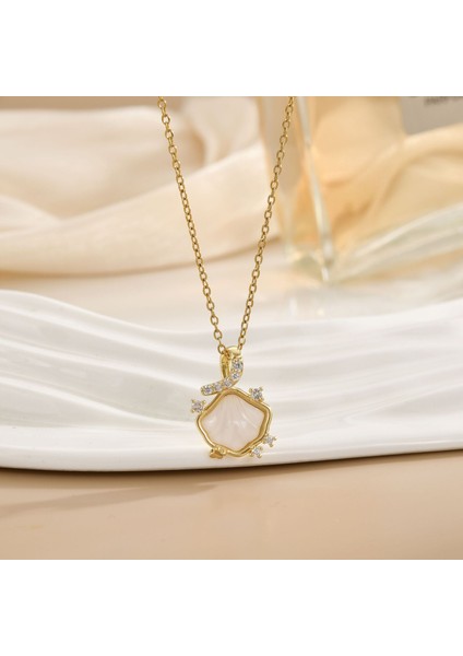 Yeni Avrupa ve Amerika Birleşik Devletleri Noel Serisi Kolye Kadın Basit Yeni Iş Tatil Elemanları Mikro-Kabuklu Yağ Damlası Kolye (Yurt Dışından)