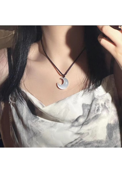 Yeni Perçin Metal Deri Yaka Crockpunk Aşk Kız Kültür Niş Kolye (Yurt Dışından)