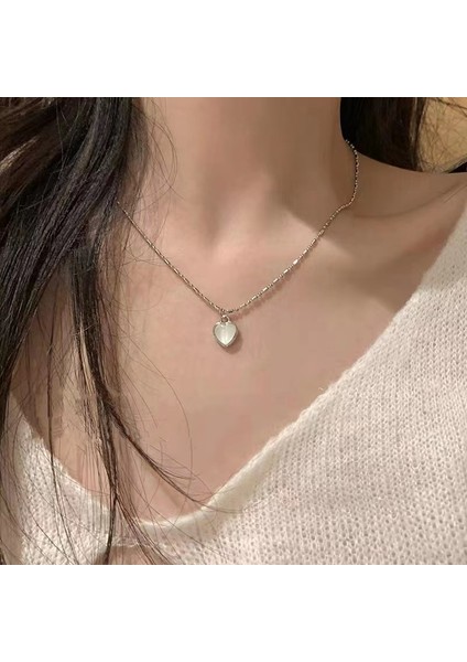 Yeni Kolye Niş Tasarım Birinci Sınıf Mizaç Duygusu Basit Zinciri Çok Yönlü Basit Hafif Lüks Kolye (Yurt Dışından)