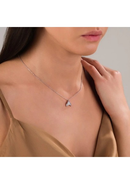 Kadın Kolye – Deniz Kızı Kuyruğu Figürlü, Kararmaz Antialerjik Gümüş Kaplama Çelik Tasarım