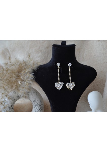 Zarif Zirkon Taşlı Uzun Kalp Küpe fiyatları