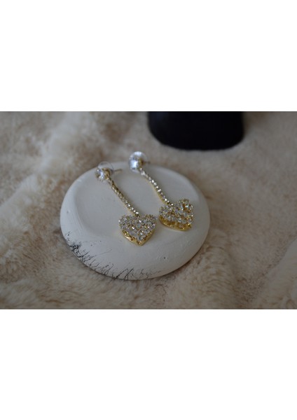 Zarif Zirkon Taşlı Uzun Kalp Küpe