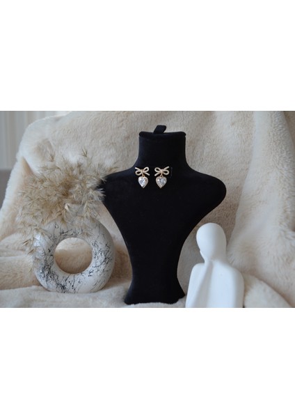 Gold Kalp Detaylı Zirkon Taşlı Çelik Küpe fiyatları