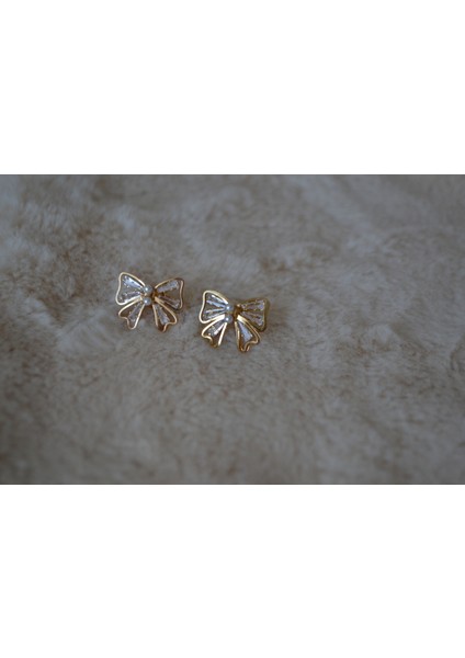 Gold Kurdele Temalı Inci Taşlı Çelik Küpe fırsatları