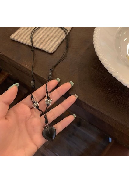 Yeni Perçin Metal Deri Yaka Crockpunk Aşk Kız Kültür Niş Kolye (Yurt Dışından)