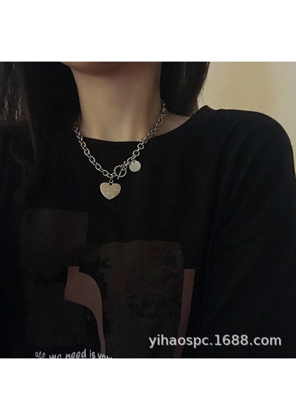 Yeni Perçin Metal Deri Yaka Crockpunk Aşk Kız Kültür Niş Kolye (Yurt Dışından)